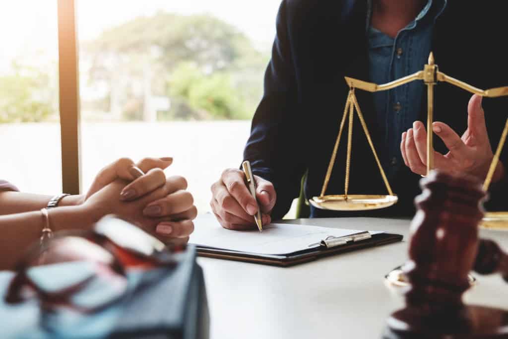 Court Applications vs. Mediation: A Less Stressful Path with EH Mediation Darlington